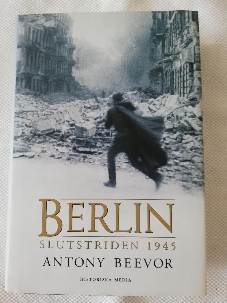 Berlin : slutstriden 1945