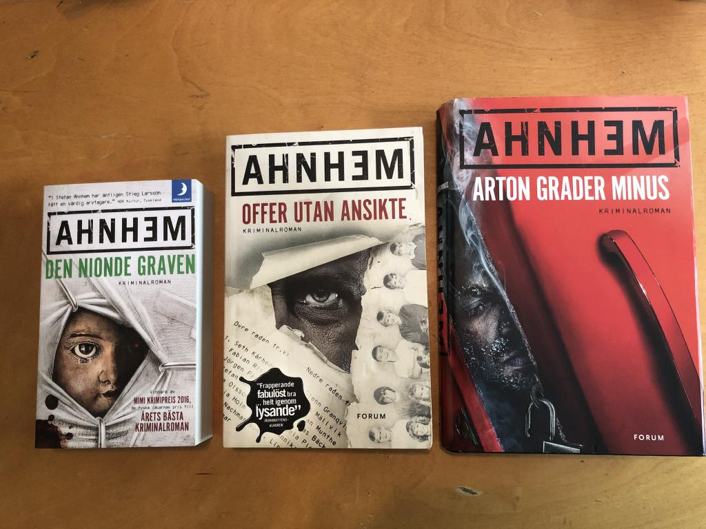 Arton grader minus, Den nionde graven, offer utan ansikte.