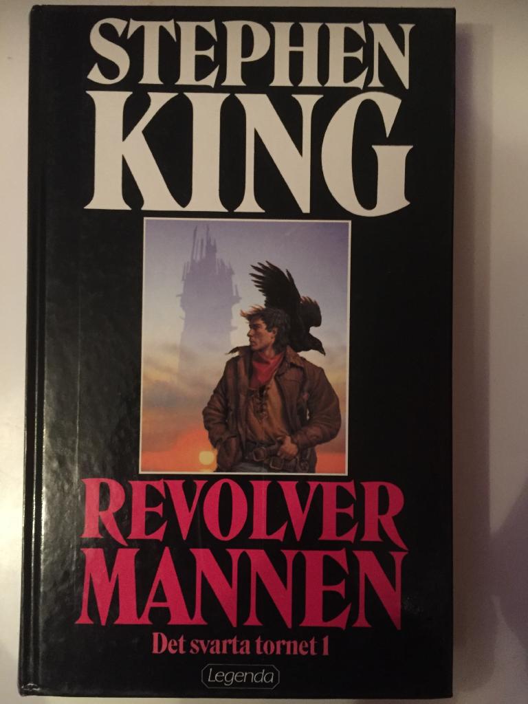 Revolvermannen - Det svarta tornet 1