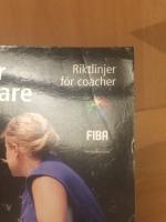 Basket för unga spelare : riktlinjer för coacher