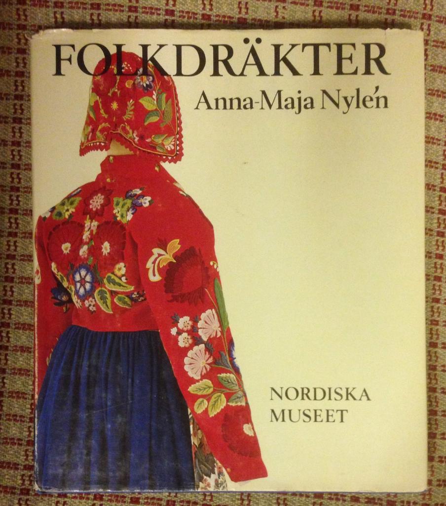 Folkdräkter