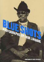 Blue shots : fotografier av Erik Lindahl